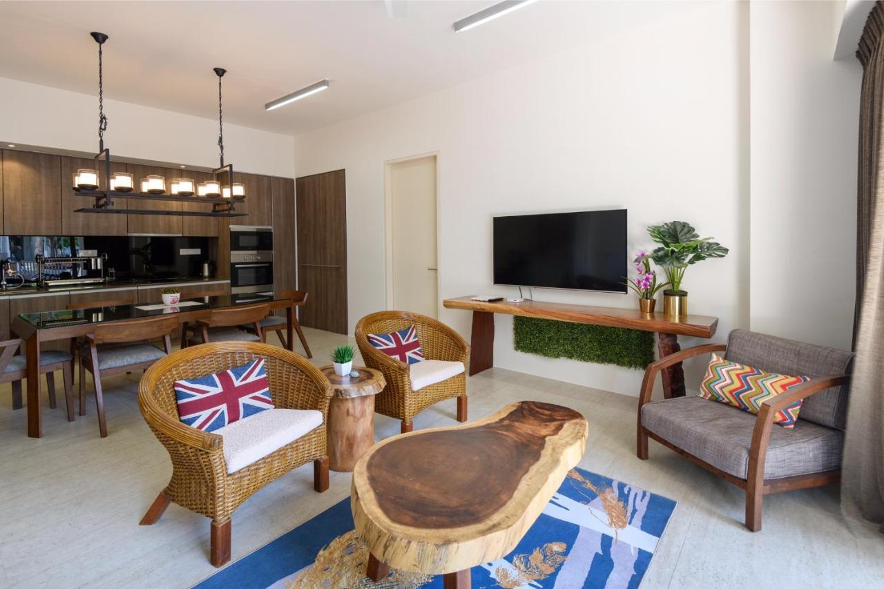 By The Sea Beach Front Apartment Batu Feringgi Dış mekan fotoğraf