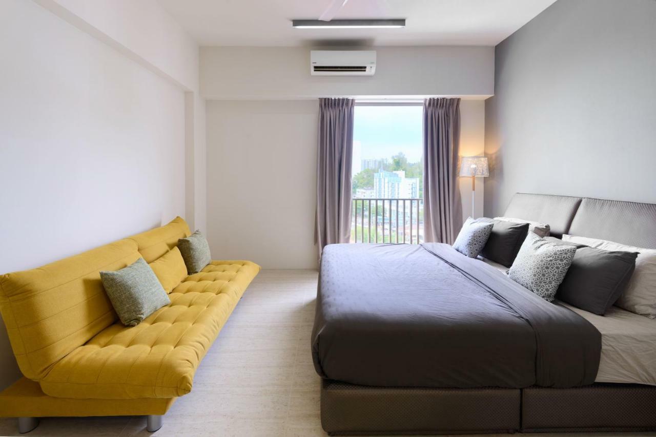By The Sea Beach Front Apartment Batu Feringgi Dış mekan fotoğraf